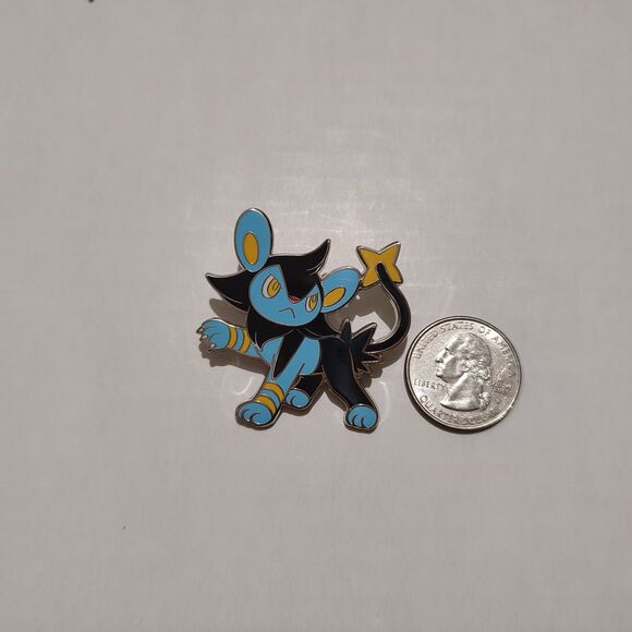 Pokemon TCG Luxio Enamel Pin Official Nintendo Lapel Badge Brooch Figure - Picture 3 of 3